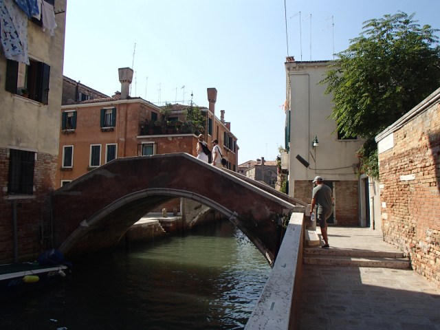 Getting lost in Venice is both easy and fun, our walks consisted more of "go in that general direction if you can"